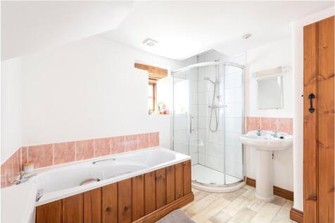 Jack&#39;n&#39;jill Bathroom