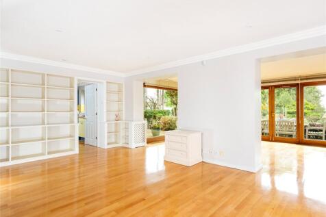 Sitting/Dining Room