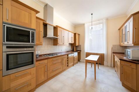 Flat 1