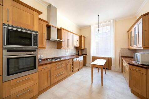 Flat 1