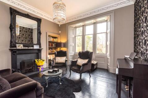 Dining/Sitting Room