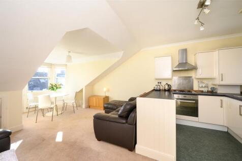 Sitting Room/Kitchen