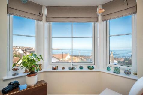 Bay Window