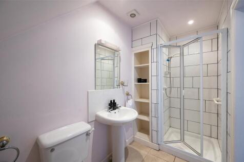 En Suite Shower