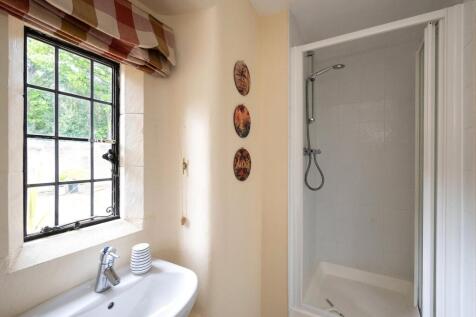 Studio - Shower