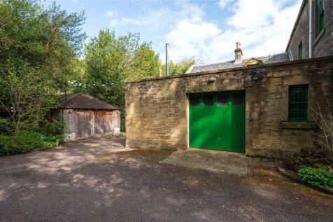 Garage &amp; Workshop