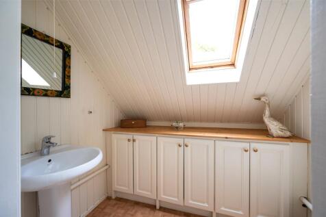 Cloakroom Wc