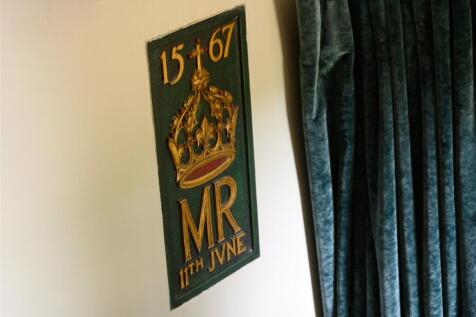 Quen Mary&#39;s Plaque