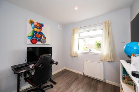 Study/Bedroom 5