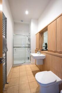 En-Suite Shower