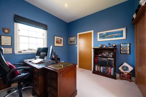 Bedroom 3 / Office