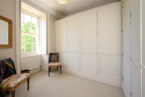 Walk In Wardrobe