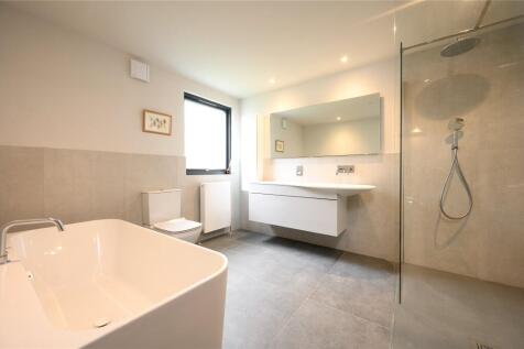 En Suite Bathroom