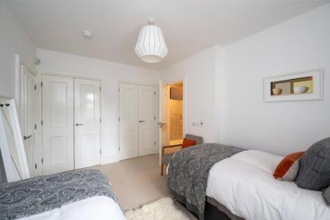 Double Bedroom 2