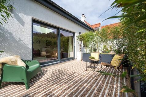 Courtyard Garden