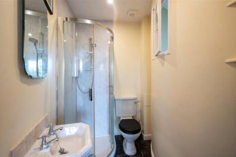 En Suite Shower