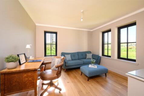 Study/Family Room