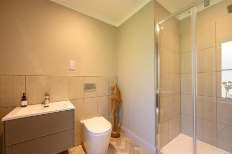 En Suite Shower