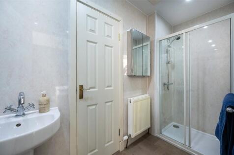 En Suite Shower