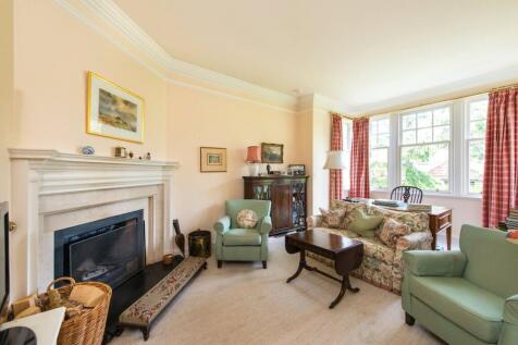 Family Room/Snug
