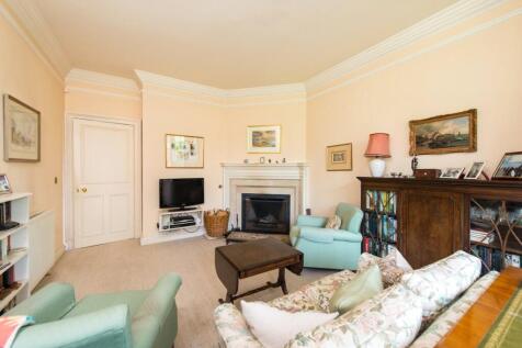 Family Room/Snug