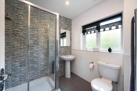 En Suite Shower