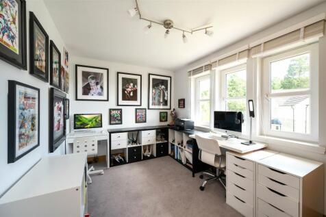 Bedroom/Study