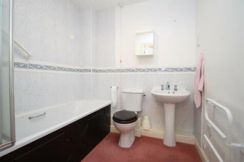 bathroom.JPG