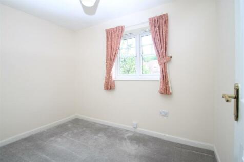 bedroom 3.JPG
