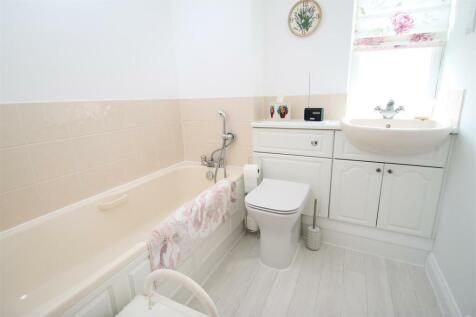 bathroom.JPG