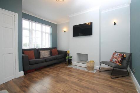 sitting room.JPG