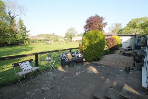 rear garden.JPG