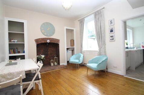 dining room.JPG