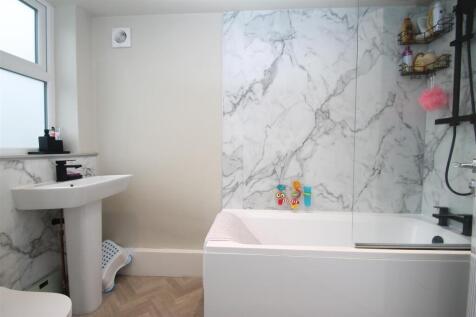 bathroom.JPG