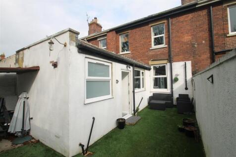 rear elevation.JPG