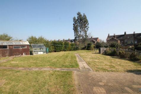 rear garden.JPG