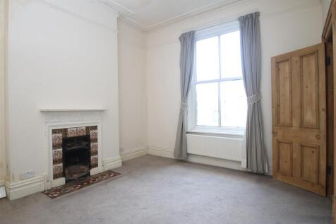 bedroom 2.JPG