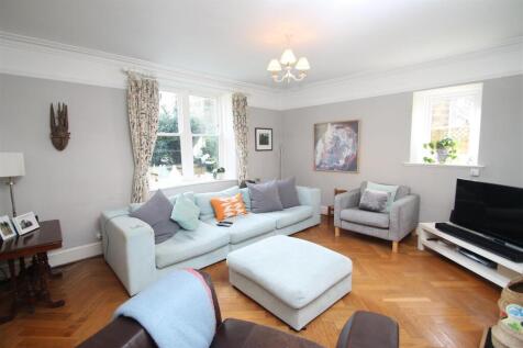 sitting room 2.JPG