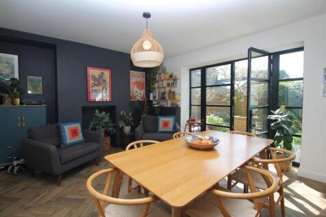 dining area.JPG