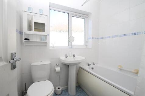bathroom.JPG