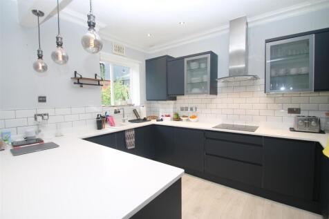kitchen main.JPG