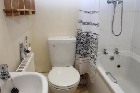 new bathroom.JPG