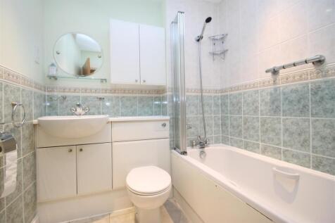 bathroom.JPG