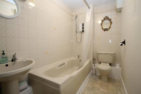bathroom.JPG