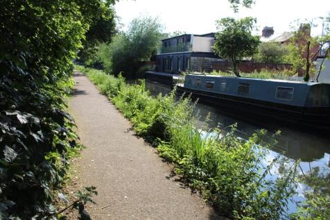 CANAL TO THE FRONT