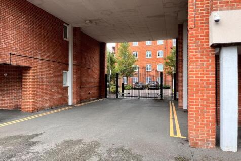 ELECTRIC GATED ENTRY
