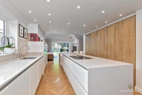 34ParkCrescent&#43;Logo-37.jpg