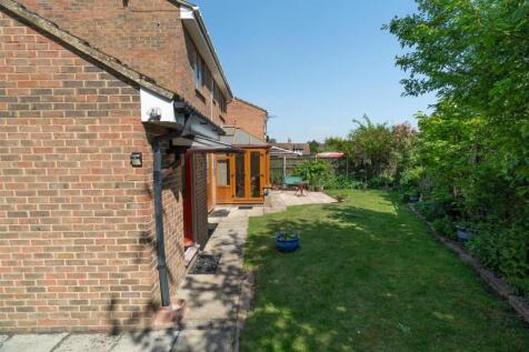 South Facing Rear Garden