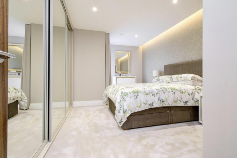 8 Chapters Bedroom 1.png