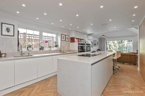 34ParkCrescent&#43;Logo-38.jpg